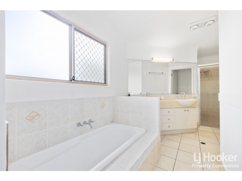 3 Monduran Court, Petrie QLD 4502