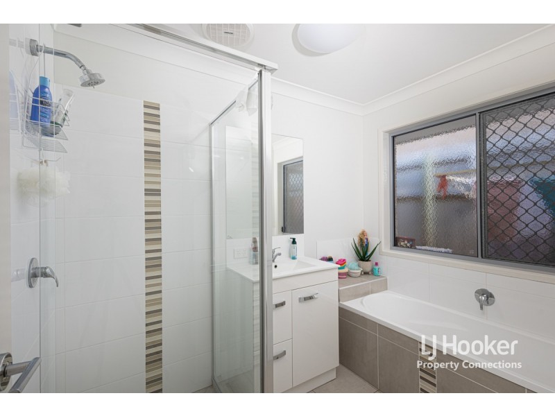 16 Leigh Crescent, Dakabin QLD 4503