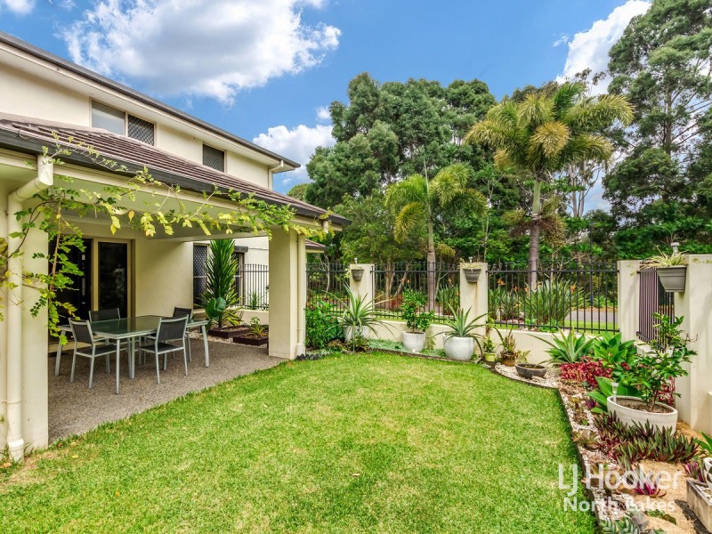10 Faldo Court, North Lakes QLD 4509