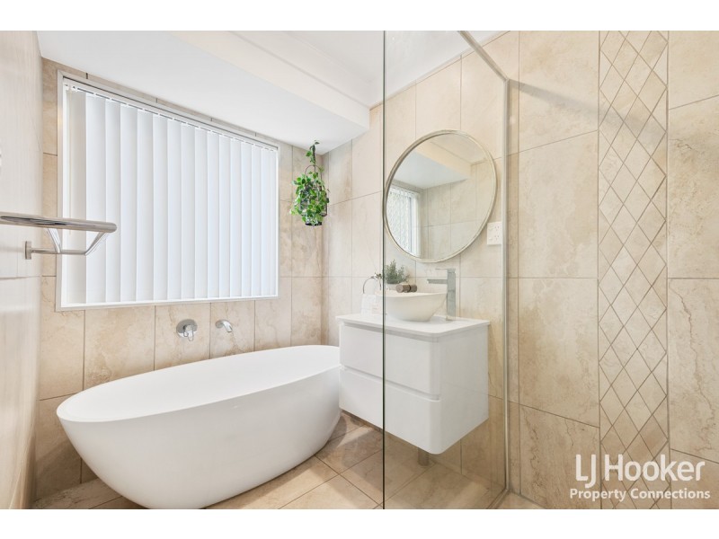 7 Crystelle Court, Murrumba Downs QLD 4503