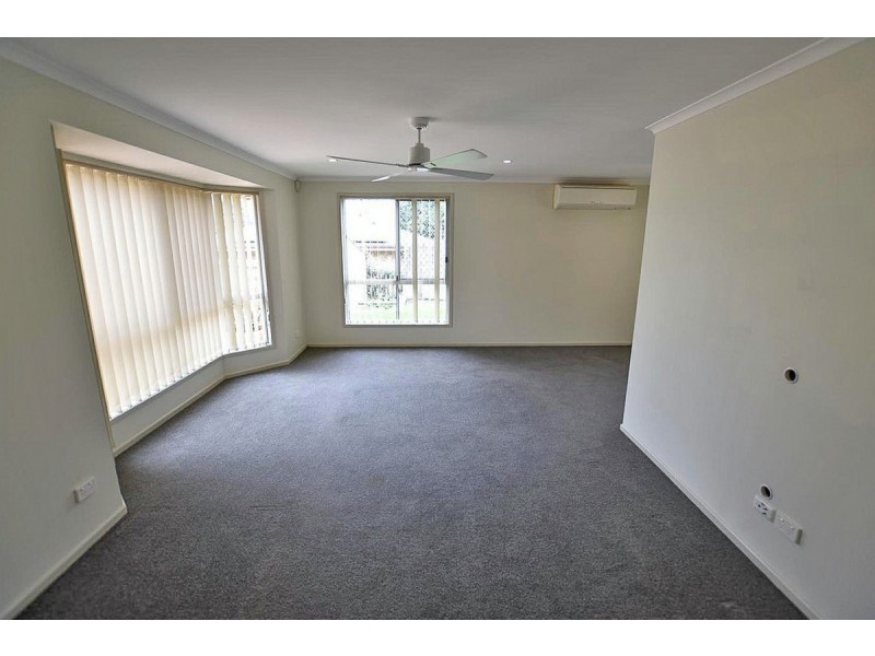 7 Lyrebird Way, Kallangur QLD 4503