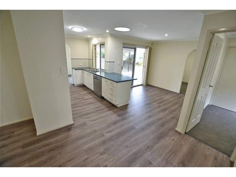 7 Lyrebird Way, Kallangur QLD 4503