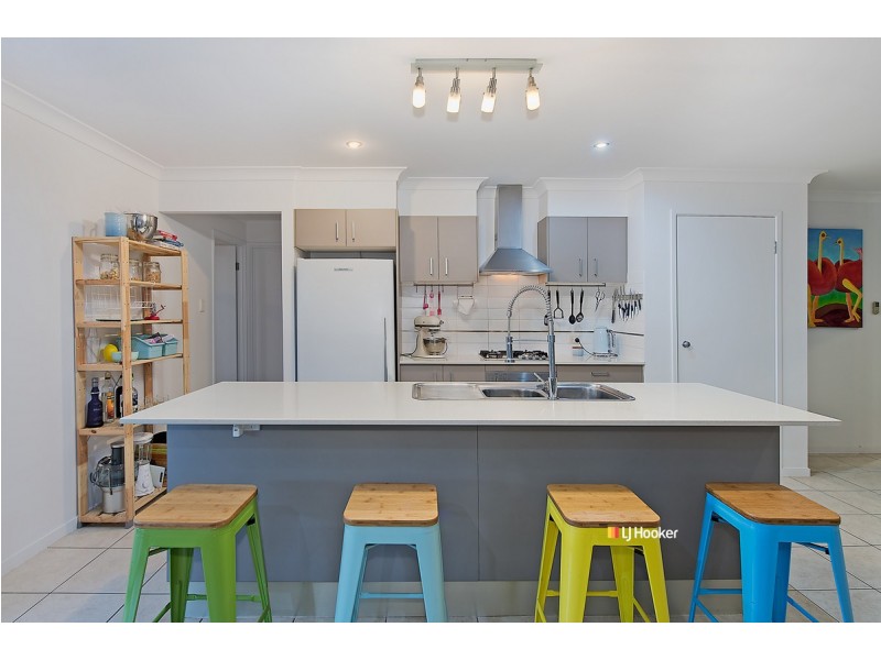 4 Aniseed Crescent, Griffin QLD 4503