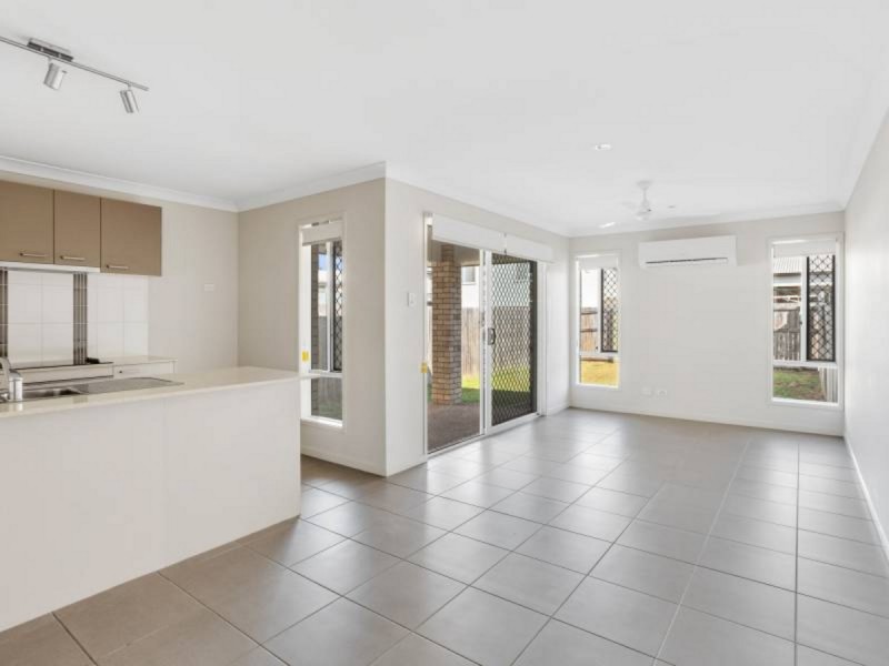 12 Monitor Avenue, Dakabin QLD 4503