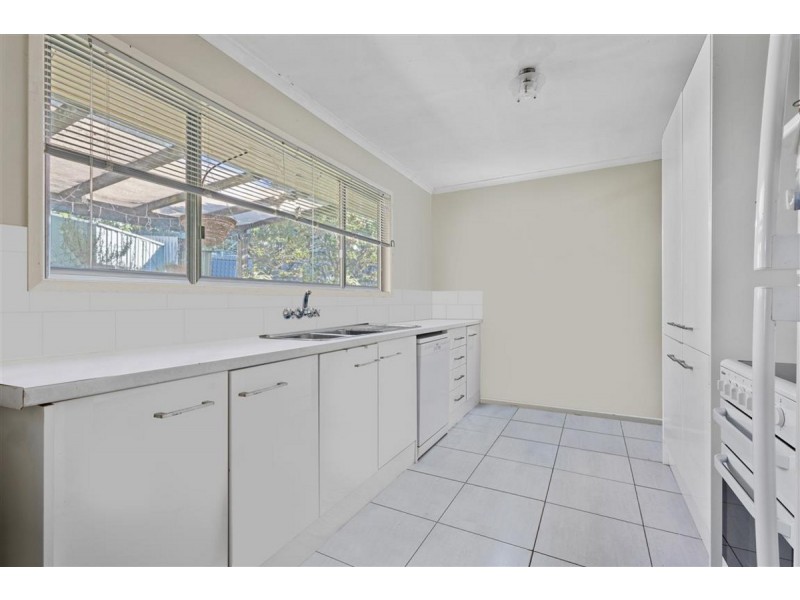 19 Lavercombe Drive, Kallangur QLD 4503