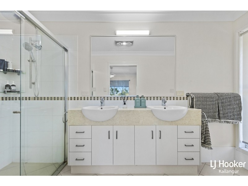 6 Gatsby Court, Kallangur QLD 4503