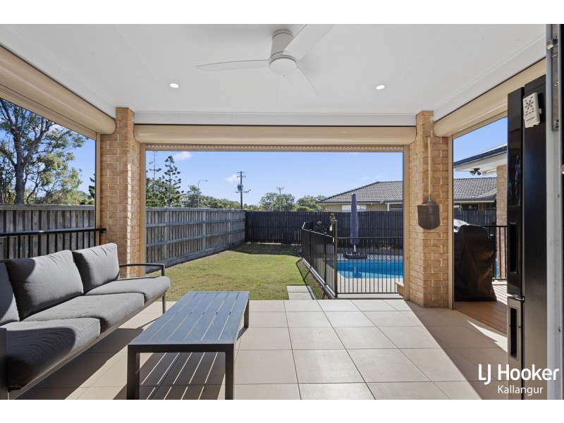 6 Gatsby Court, Kallangur QLD 4503