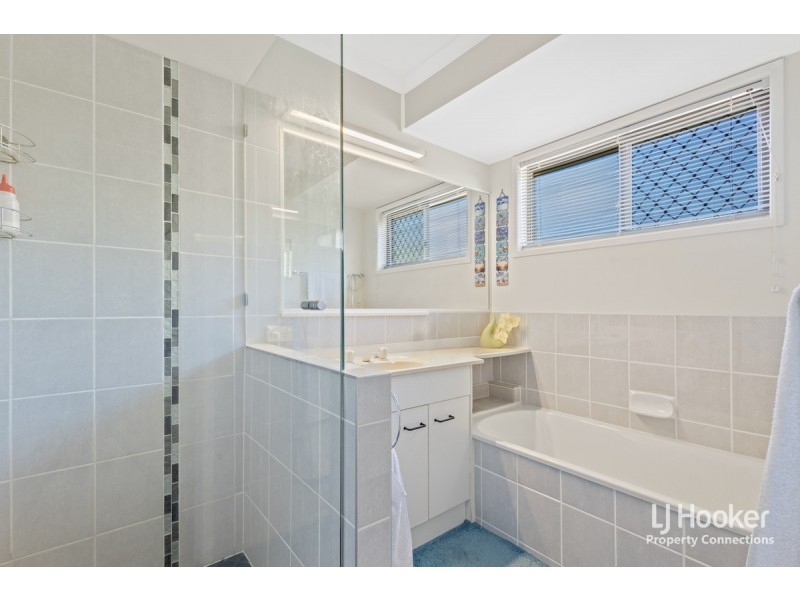 10 Maurienne Road, Petrie QLD 4502