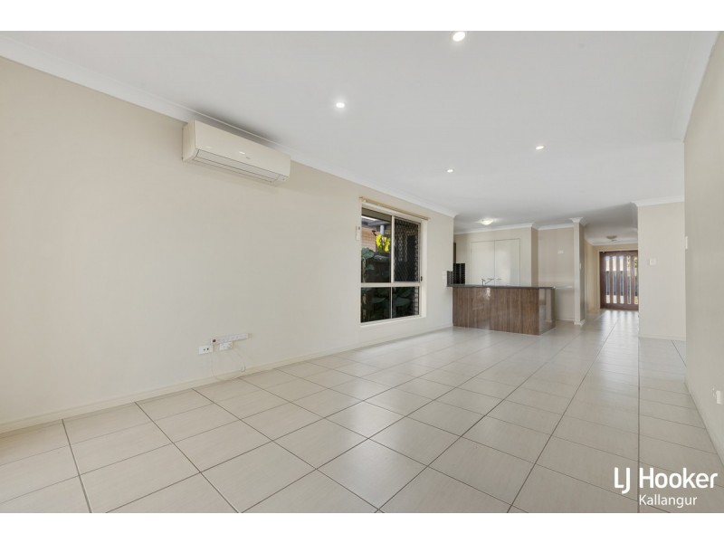 2 Mayfair Crescent, Kallangur QLD 4503