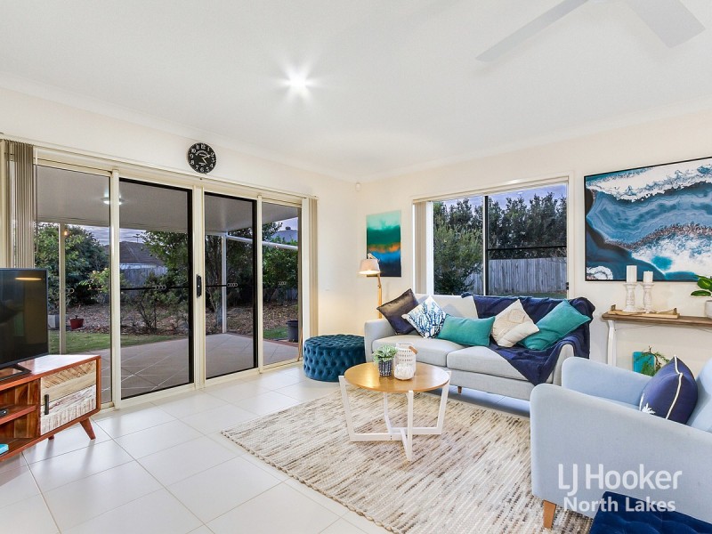 18 Menara Circuit, North Lakes QLD 4509