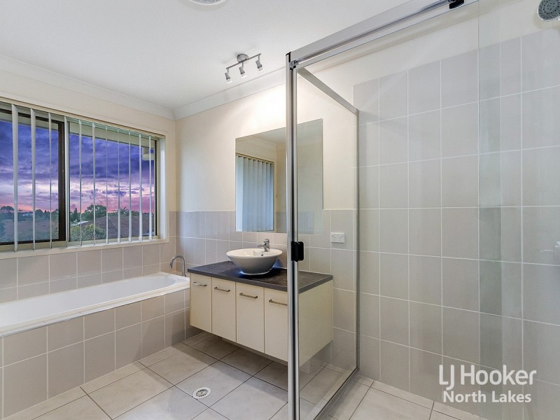 18 Menara Circuit, North Lakes QLD 4509