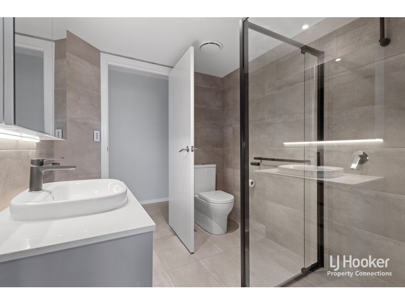 2/738 Gympie Road, Lawnton QLD 4501