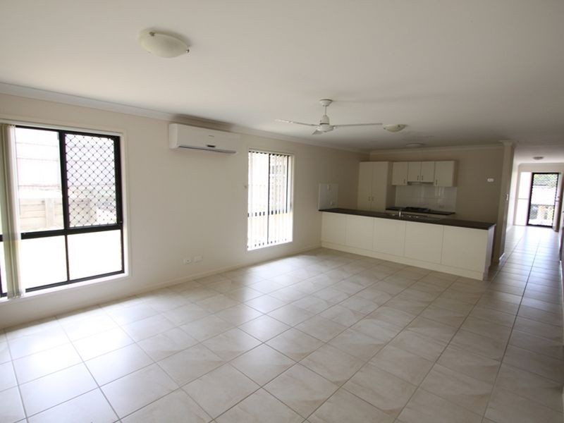 1/31 Water Street, Kallangur QLD 4503