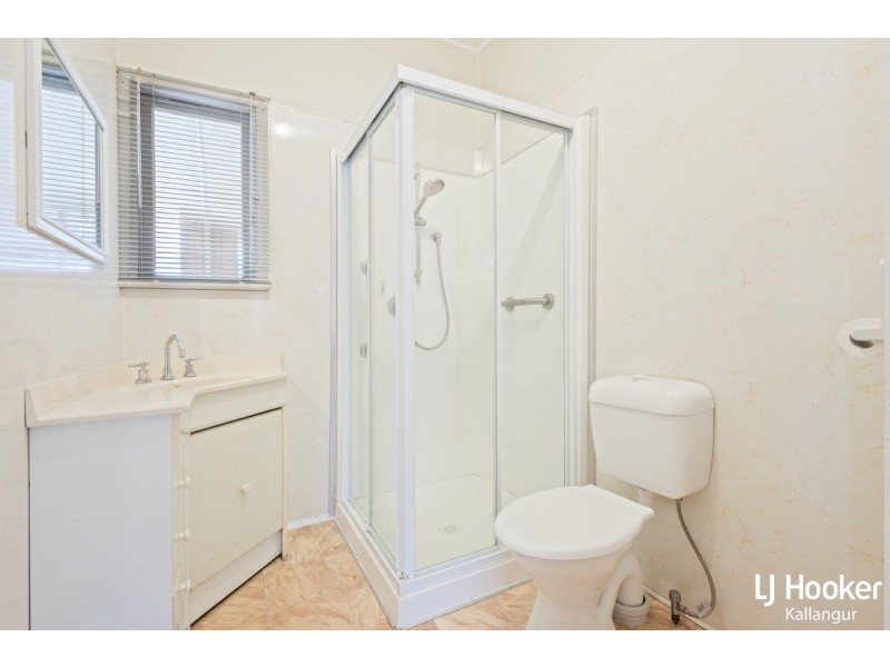 15 The Crescent, Kallangur QLD 4503