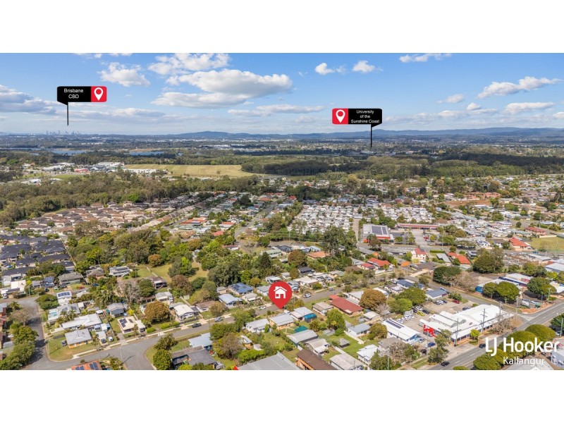 15 The Crescent, Kallangur QLD 4503
