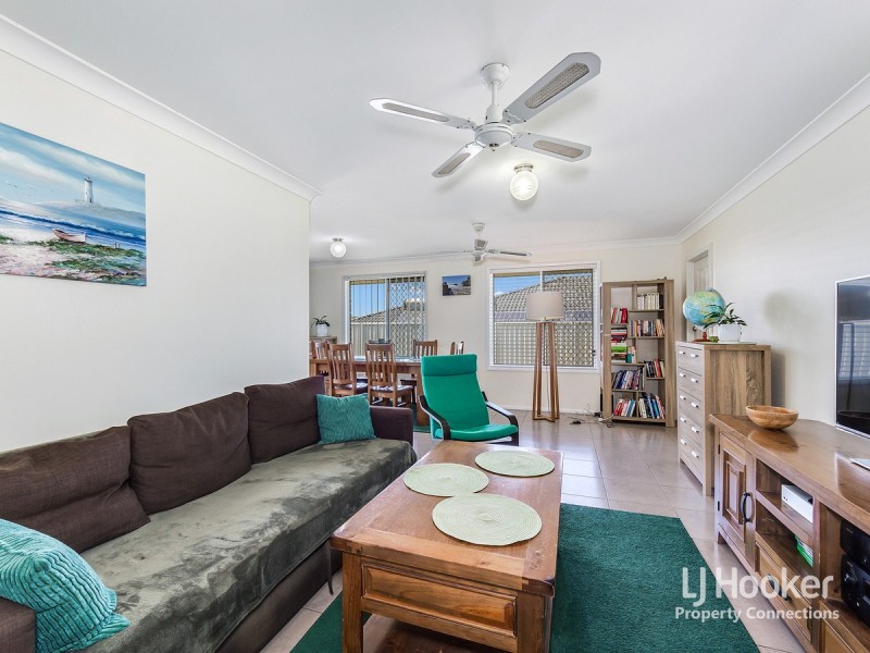7 Azure Crescent, Griffin QLD 4503