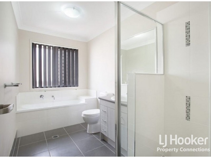11 Mistral Crescent, Griffin QLD 4503