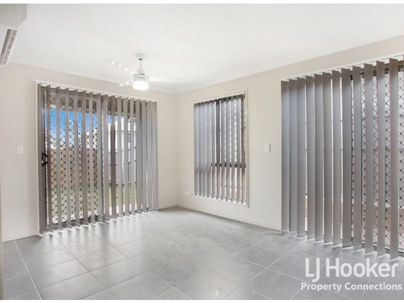 11 Mistral Crescent, Griffin QLD 4503