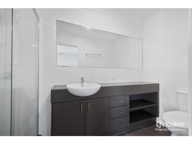 1/10-12 Montree Circuit, Kallangur QLD 4503