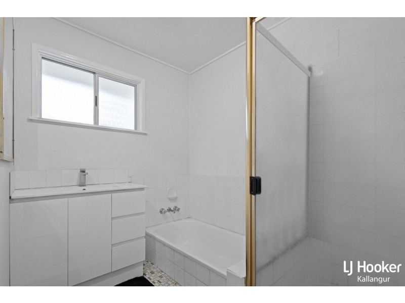 8 Leis Road, Kallangur QLD 4503