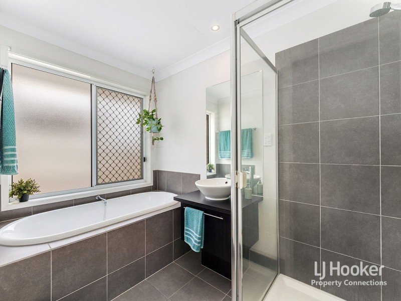 6 Chamomile Street, Griffin QLD 4503