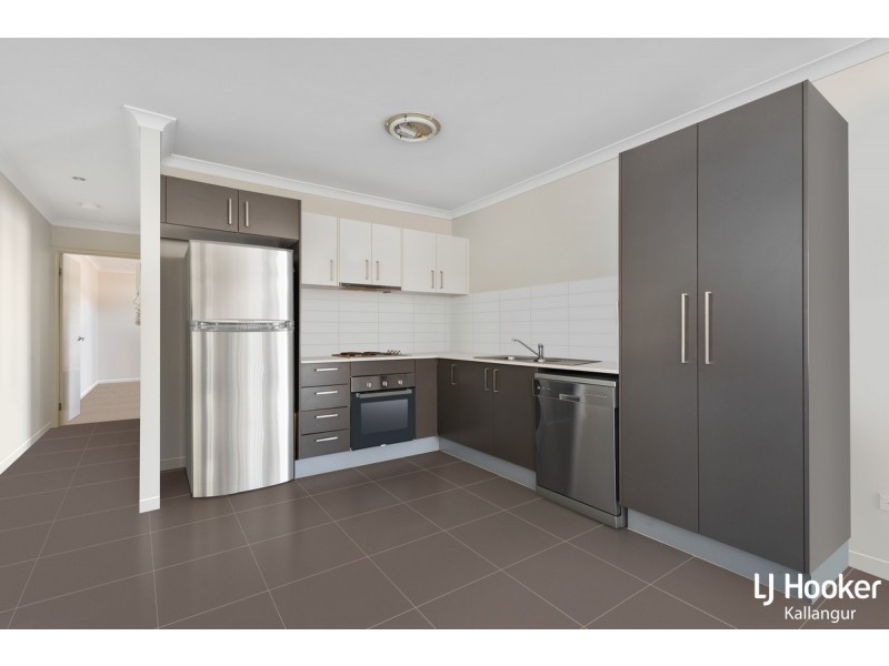 37 Birchgrove Crescent, Kallangur QLD 4503