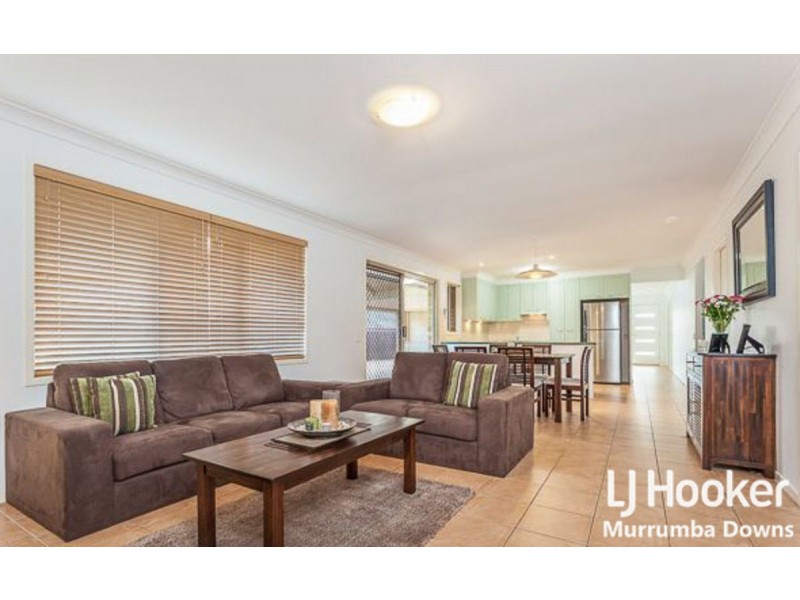 8 Burnett Drive, Murrumba Downs QLD 4503