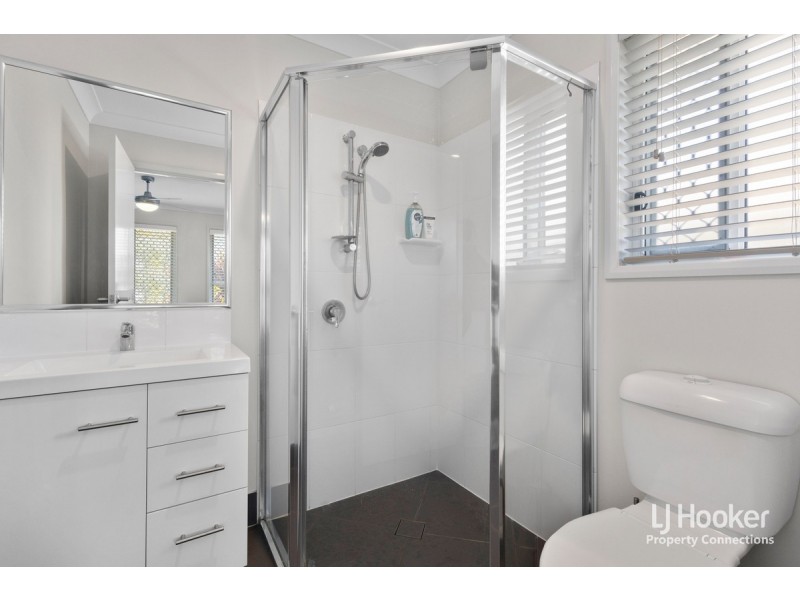 5 Cootharaba Crescent, Warner QLD 4500