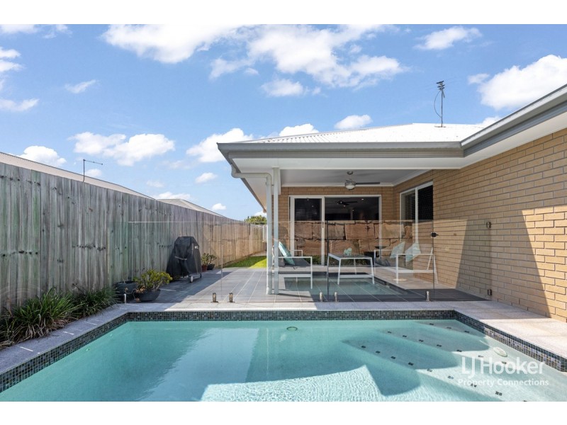 5 Cootharaba Crescent, Warner QLD 4500