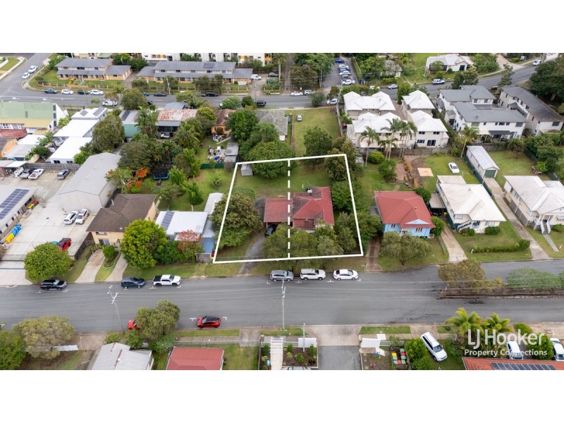 13 Reid Street, Petrie QLD 4502