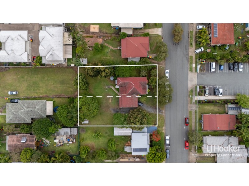 13 Reid Street, Petrie QLD 4502