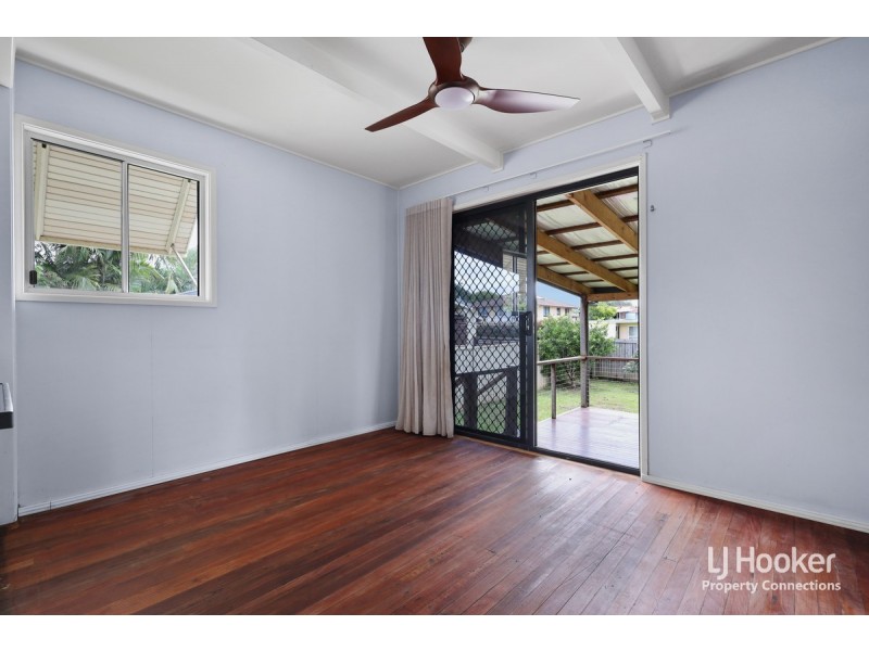 34 Andrew Street, Kallangur QLD 4503