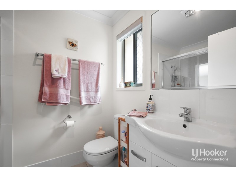 22 Olsen Circuit, Kallangur QLD 4503