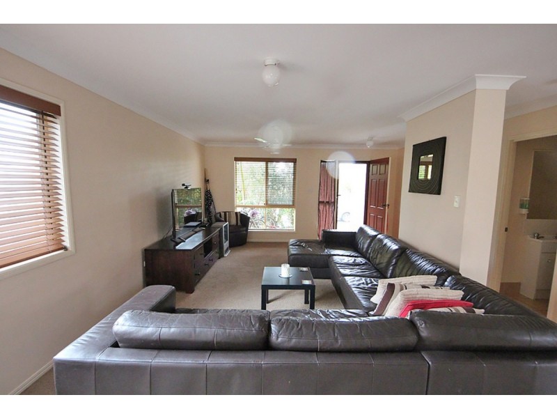 13 Esk Place, Kallangur QLD 4503