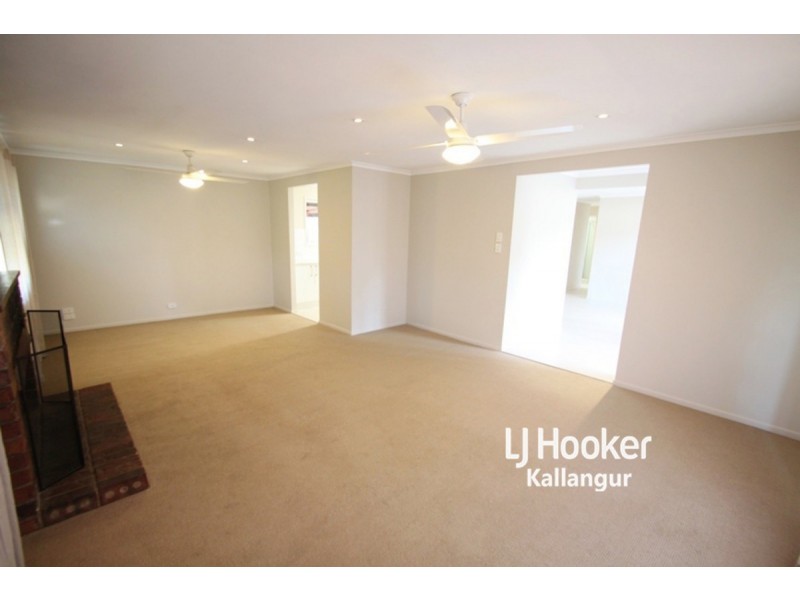 8 Lucas Court, Kallangur QLD 4503