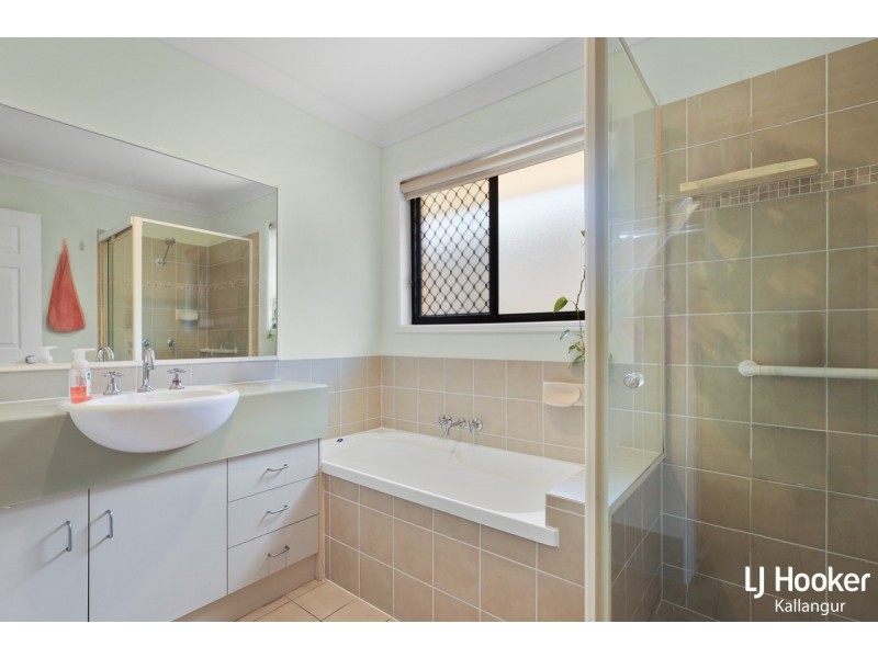 12 Northampton Court, Kallangur QLD 4503