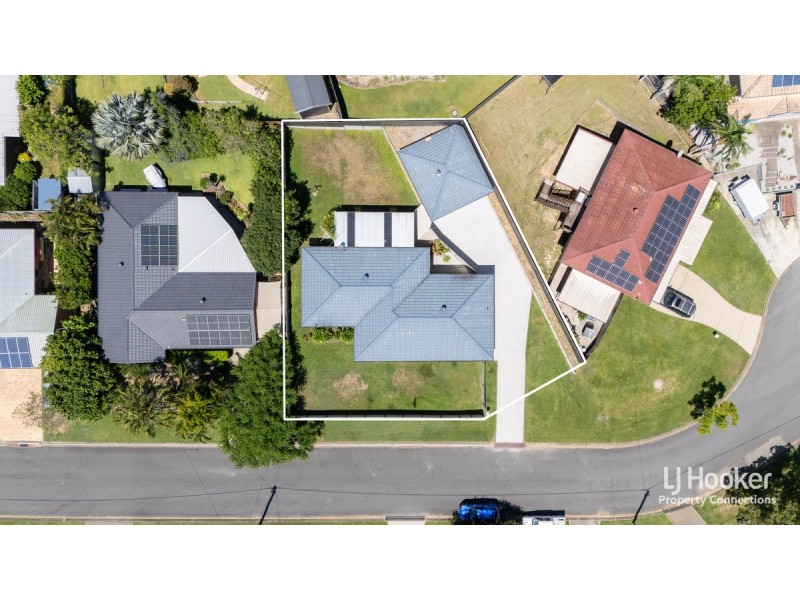 5 Fontenay Court, Petrie QLD 4502