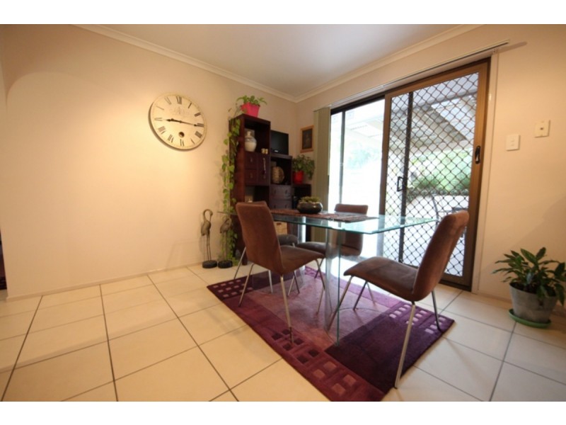 4 Woodcroft Court, Kallangur QLD 4503