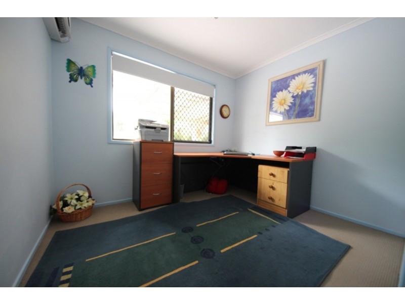 4 Woodcroft Court, Kallangur QLD 4503