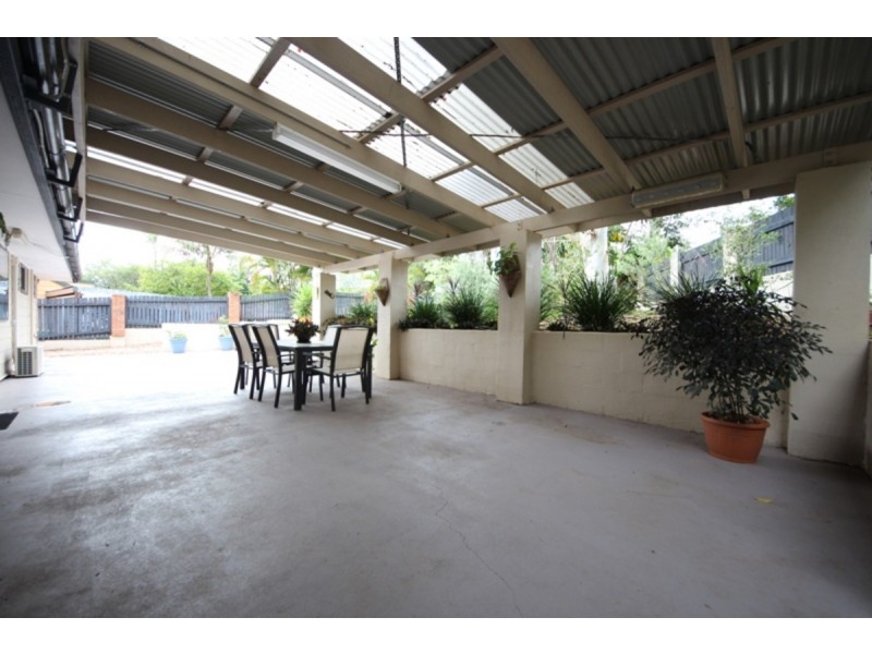 4 Woodcroft Court, Kallangur QLD 4503