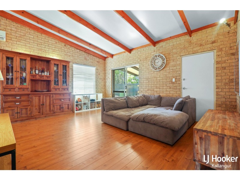 12 McNeill Road, Kallangur QLD 4503