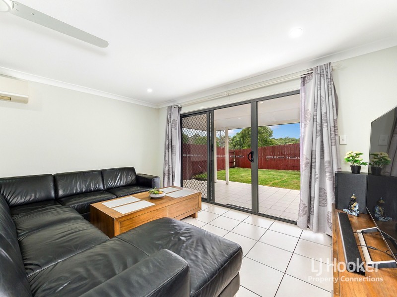 6 Elderflower Circuit, Griffin QLD 4503