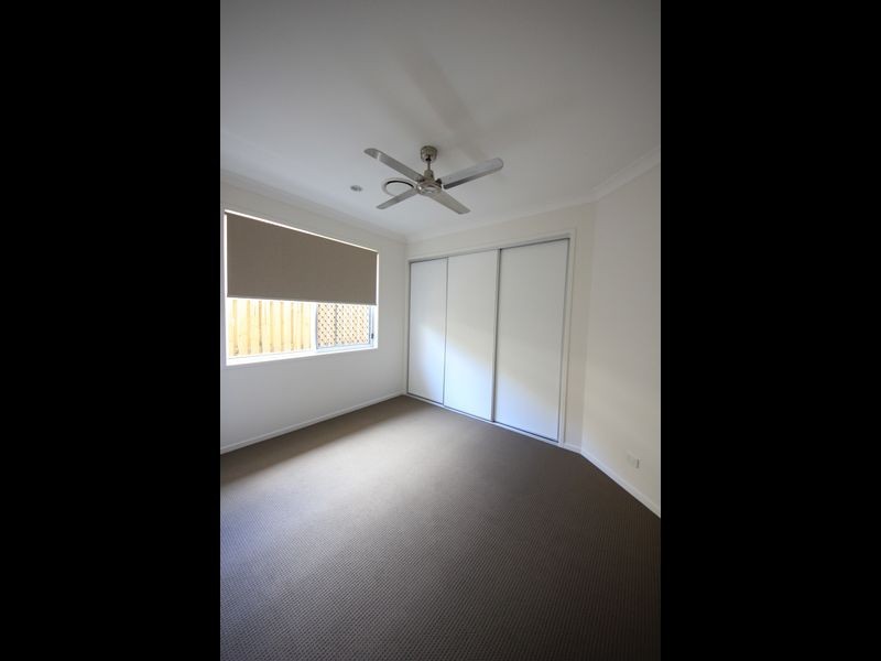 30 Wallis Circuit, North Lakes QLD 4509