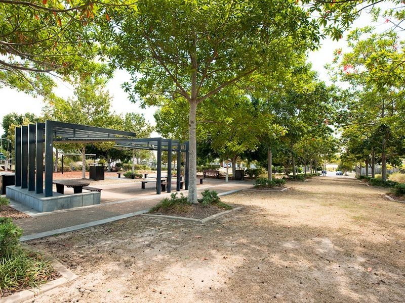 35 Kangaroo Street, North Lakes QLD 4509