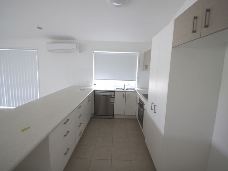 5 Highcliff Street, North Lakes QLD 4509