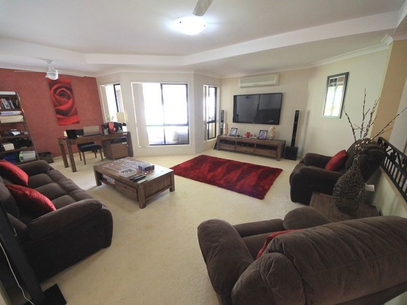 12 Finnegan Drive, North Lakes QLD 4509