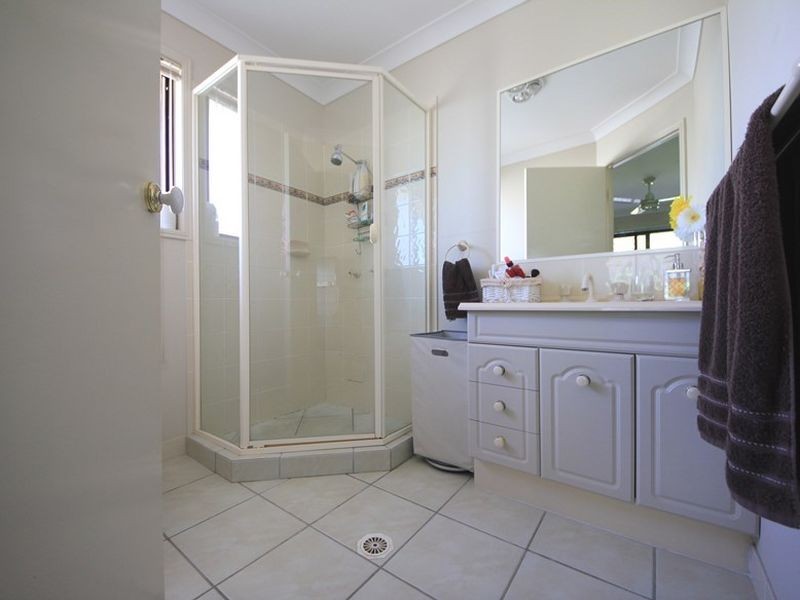 12 Finnegan Drive, North Lakes QLD 4509