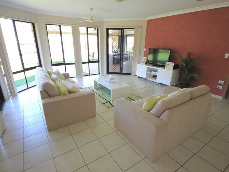 12 Finnegan Drive, North Lakes QLD 4509