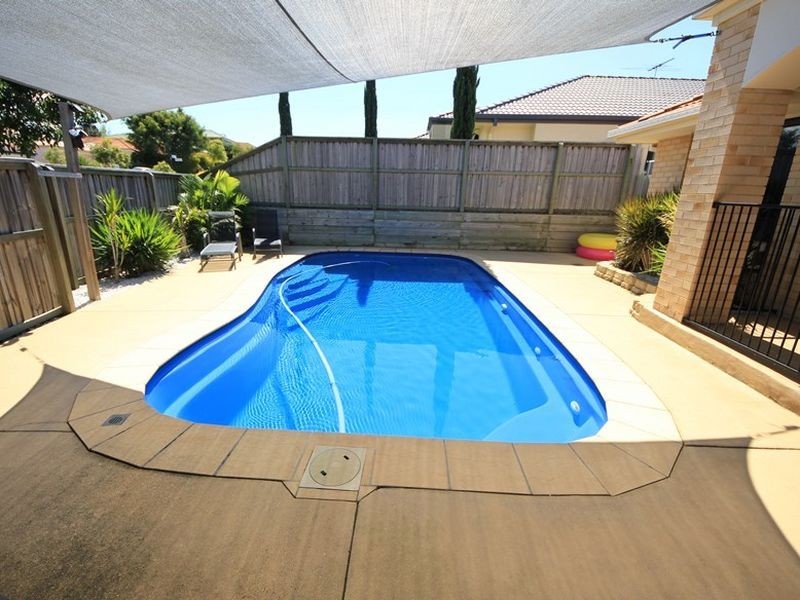 12 Finnegan Drive, North Lakes QLD 4509