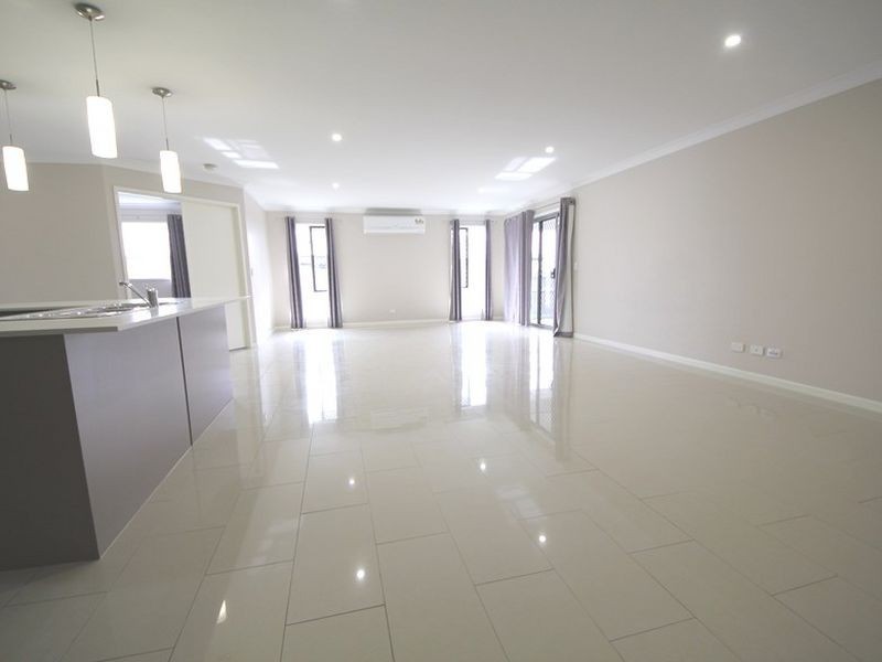 7 Bonnet Parade, Mango Hill QLD 4509